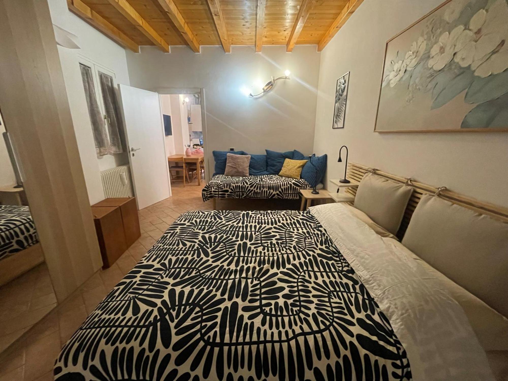 Casa Vacanze Myrasol Lägenhet Bologna Exteriör bild